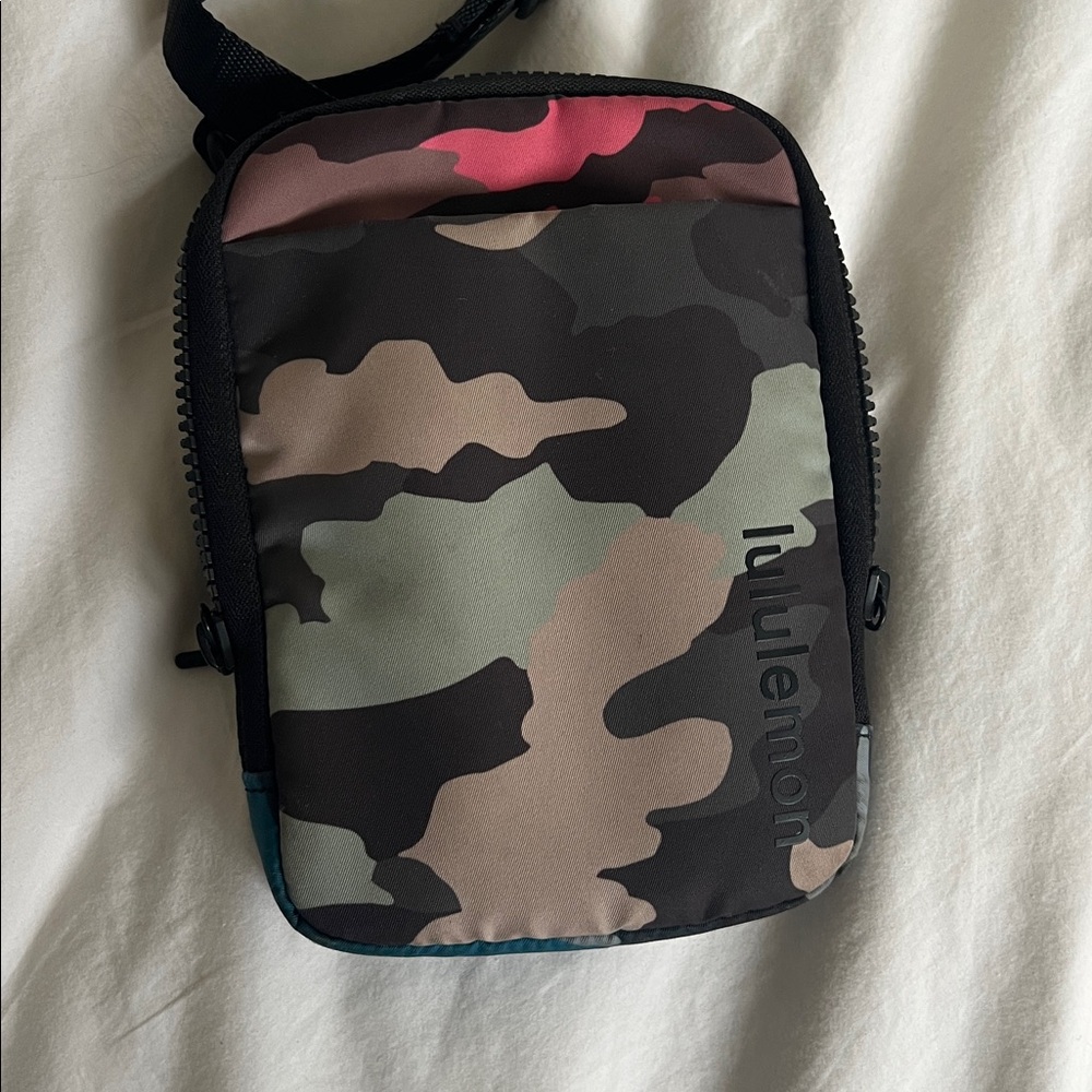 Lululemon Black Crossbody Bag